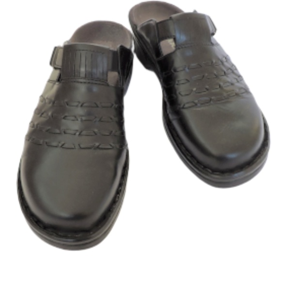 clarks woven leather shoes